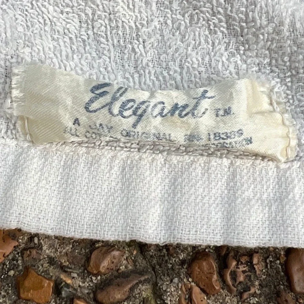 Vintage Elegant‎ Hot Air Balloon Terry Beach Towel Up Up and Away White Colorful